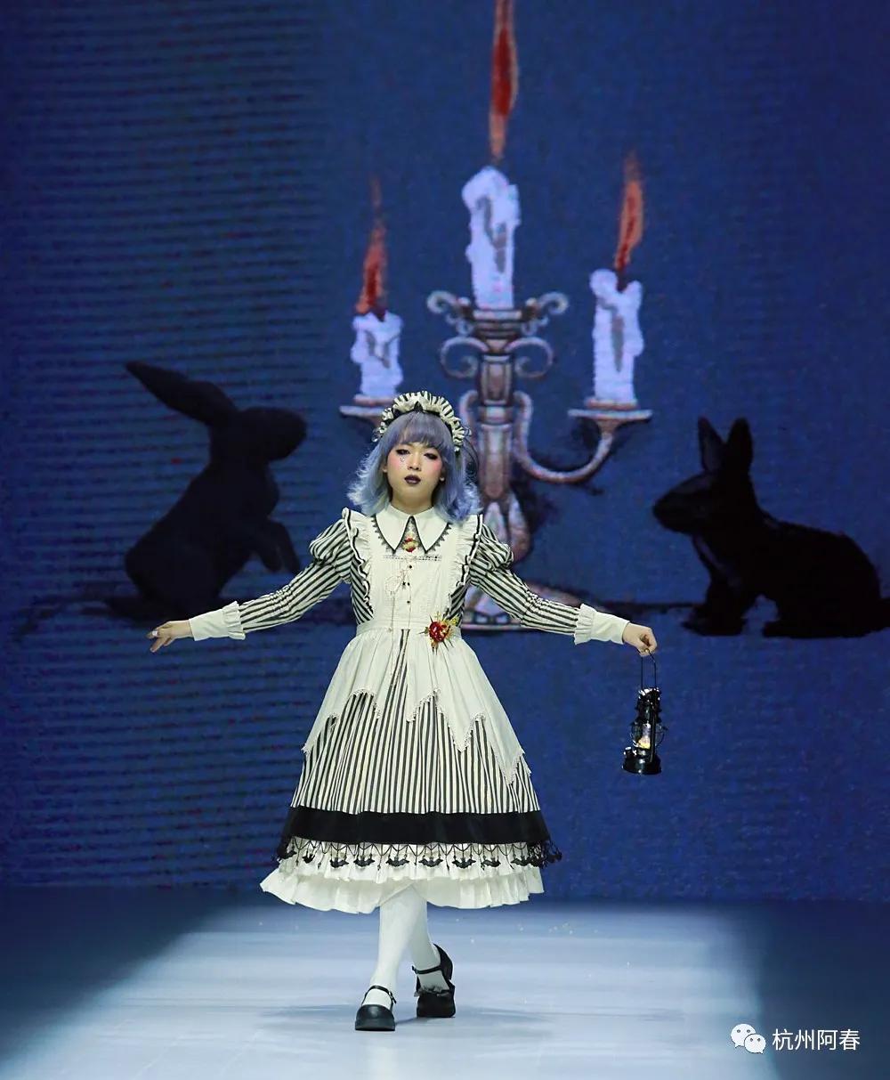 国际时尚周巴黎,时装周秀场