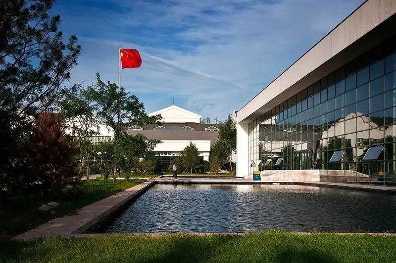 让那熟悉的旋律《绿岛》，带你我推开新学期的大门！