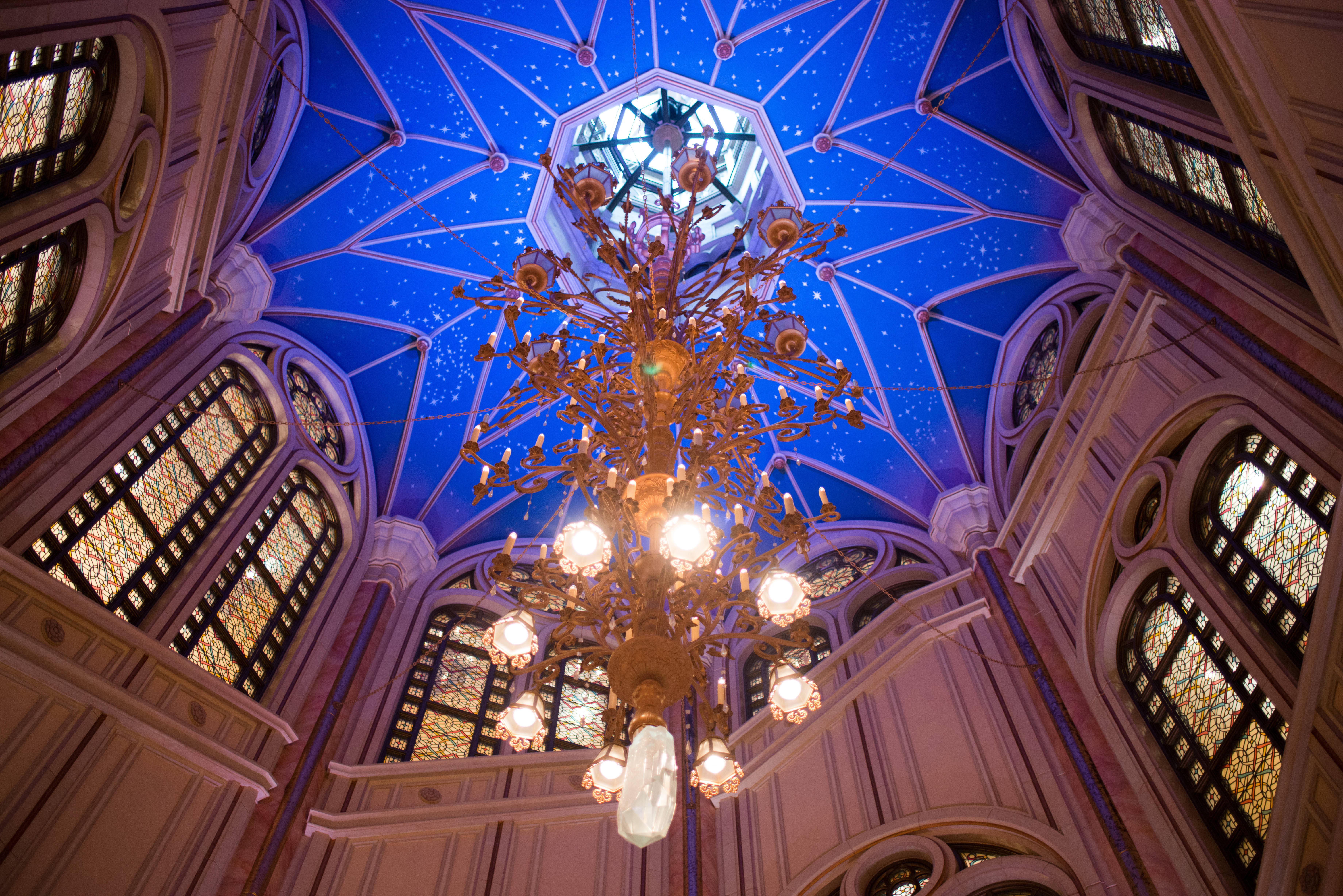 雨天的上海迪士尼攻略图,暑假迪士尼攻略超详细