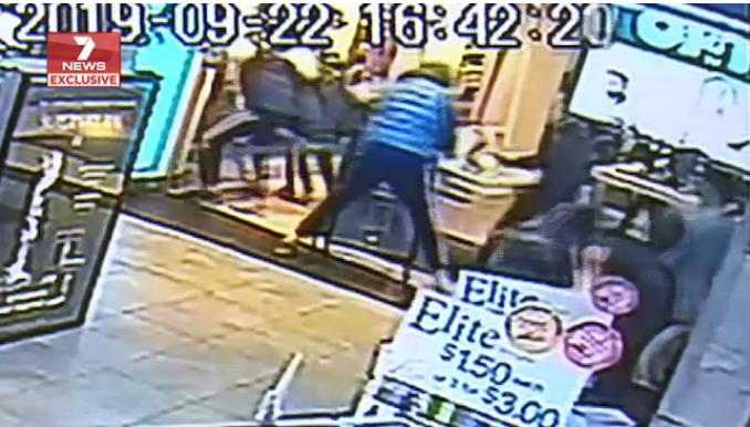 澳大利亚一天内9家商店的iphone11遭洗劫，警方称嫌犯全是非洲人