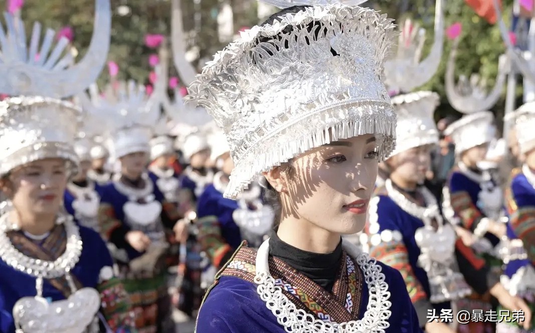 国庆节贵州旅游打卡地,去贵州茅台酒镇参观