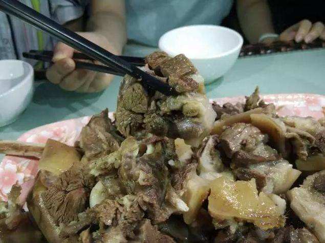 怎么炒白切狗才好吃,广西灵川香卤白切狗