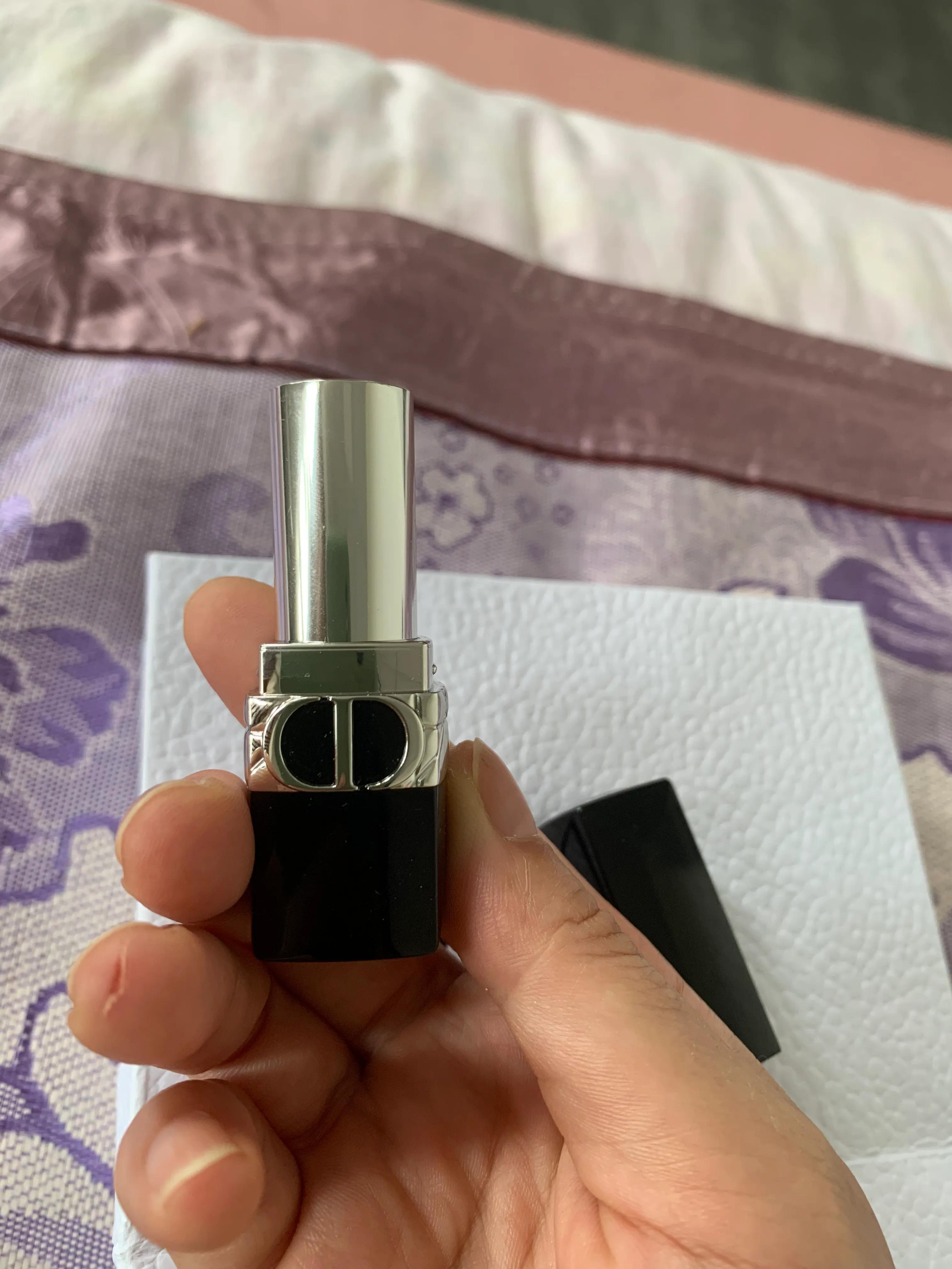 美妹们谁能帮看看这款999是真是假？