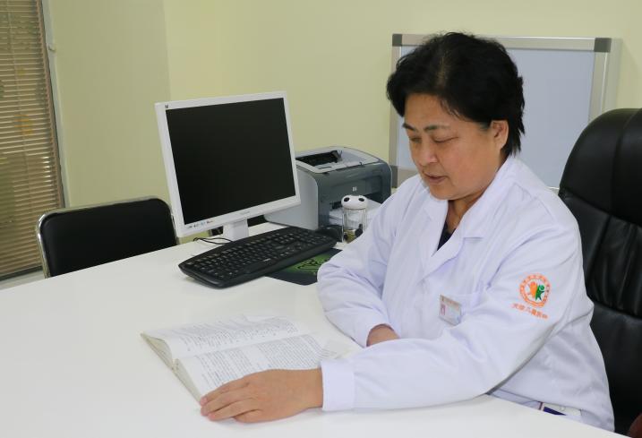 精湛的医术，质朴的情感—小儿外科主任汪蓓