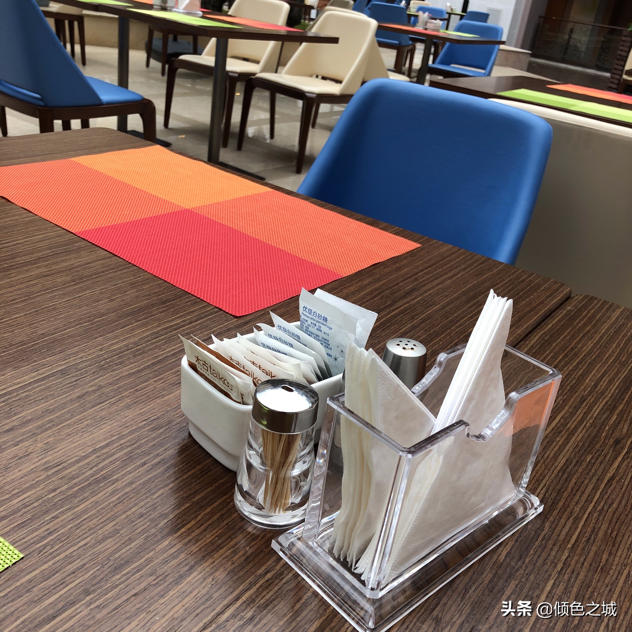 入住厦门宾馆,厦门希尔顿欢朋酒店房间