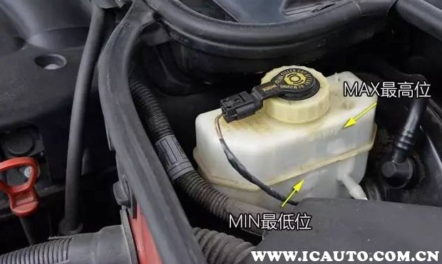 刹车灯不亮一招教你检查刹车灯,刹车灯开关损坏后刹车灯还会亮吗