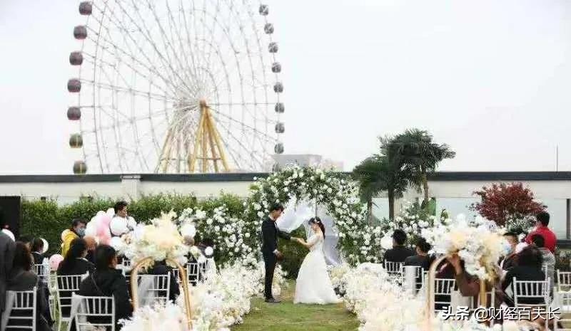 报复性消费不来了，但结婚潮会：婚纱订单暴涨280%，影楼档期扎推