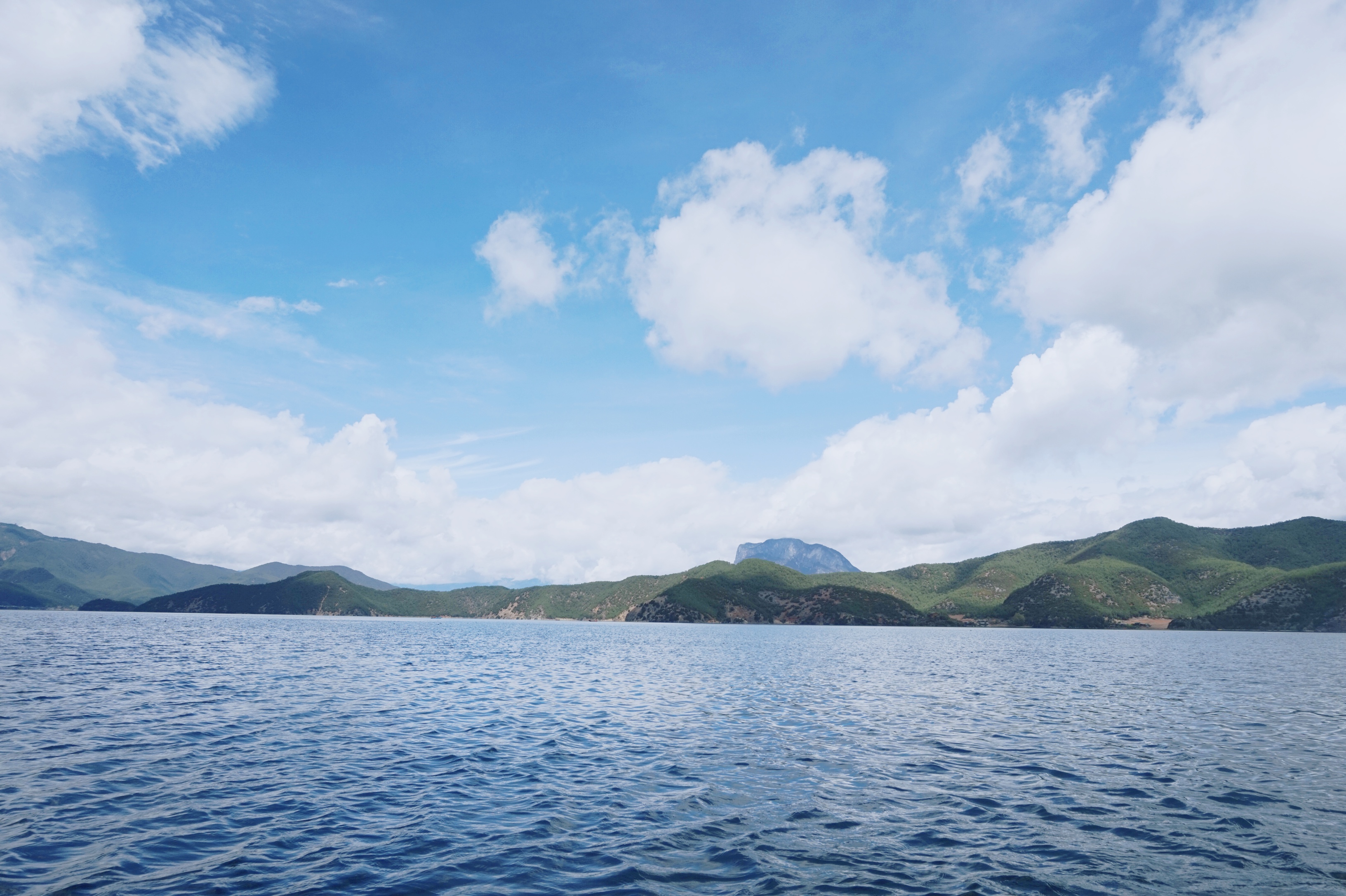 泸沽湖摩梭人美食,泸沽湖母亲的湖