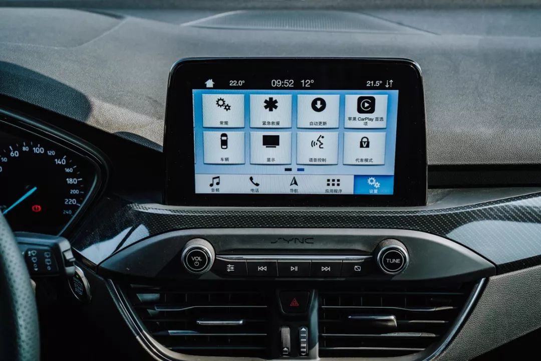 以科技标杆为目标，新一代福克斯干得怎样？