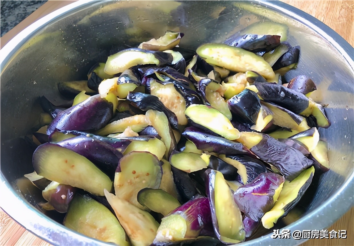 茄子怎么做保存时间长还好吃,茄子怎么做好吃还能存放久一点