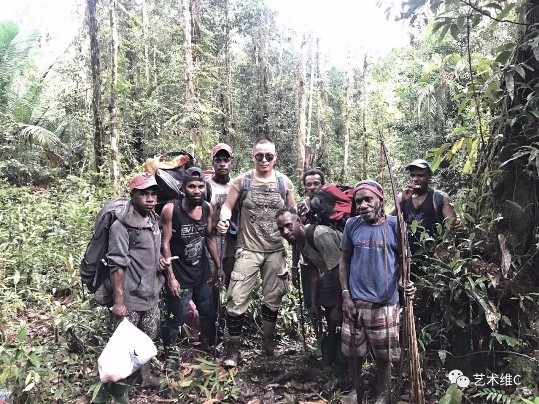 长得帅的人,事业都会成功!艺术家丁勇与他的冒险人生