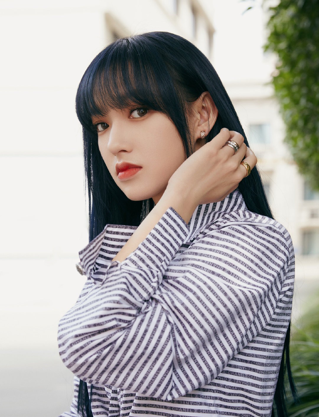 老公太抠门该不该离婚,老公太抠门后续怎么处理