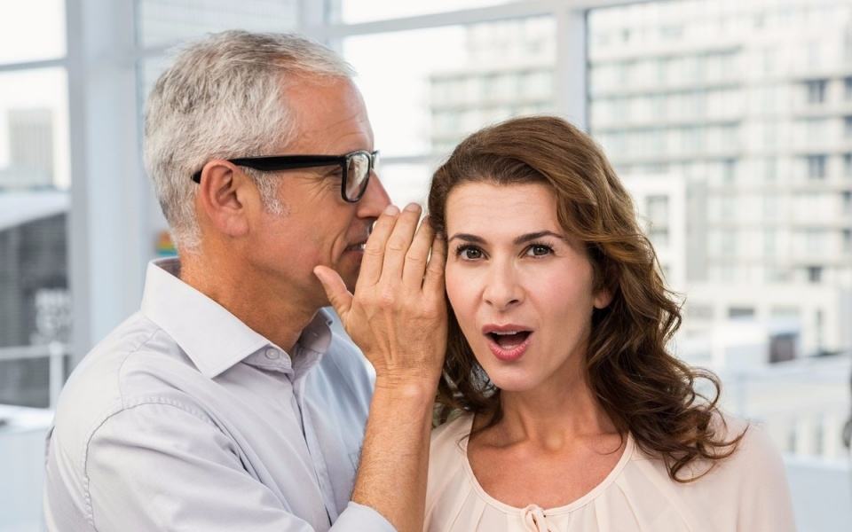 职场中被同事盯着怎么回击,当你被领导算计的时候