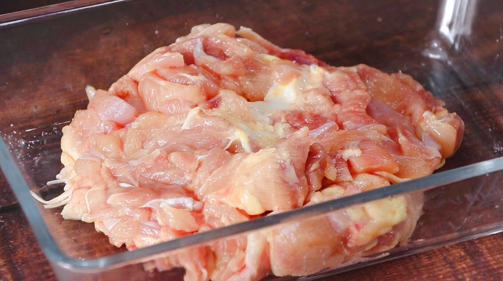 不用调料简单做鸡腿,不用油做的鸡腿怎么做最好吃