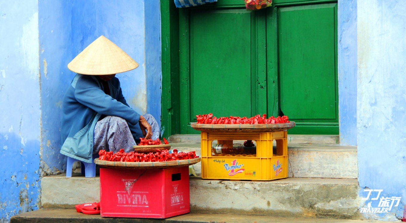 波澜不惊可以形容水面吗,描述海上邮轮的感觉