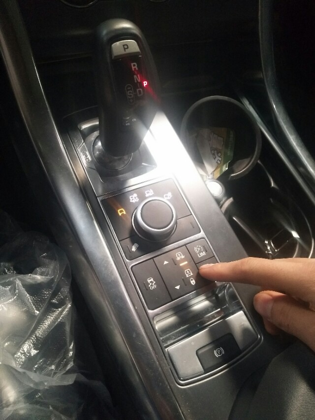 路虎揽胜悬挂漏气如何处理,路虎揽胜报举升故障