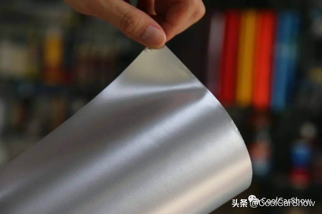汽车改色膜与喷漆,汽车改色膜和玻璃膜哪个好