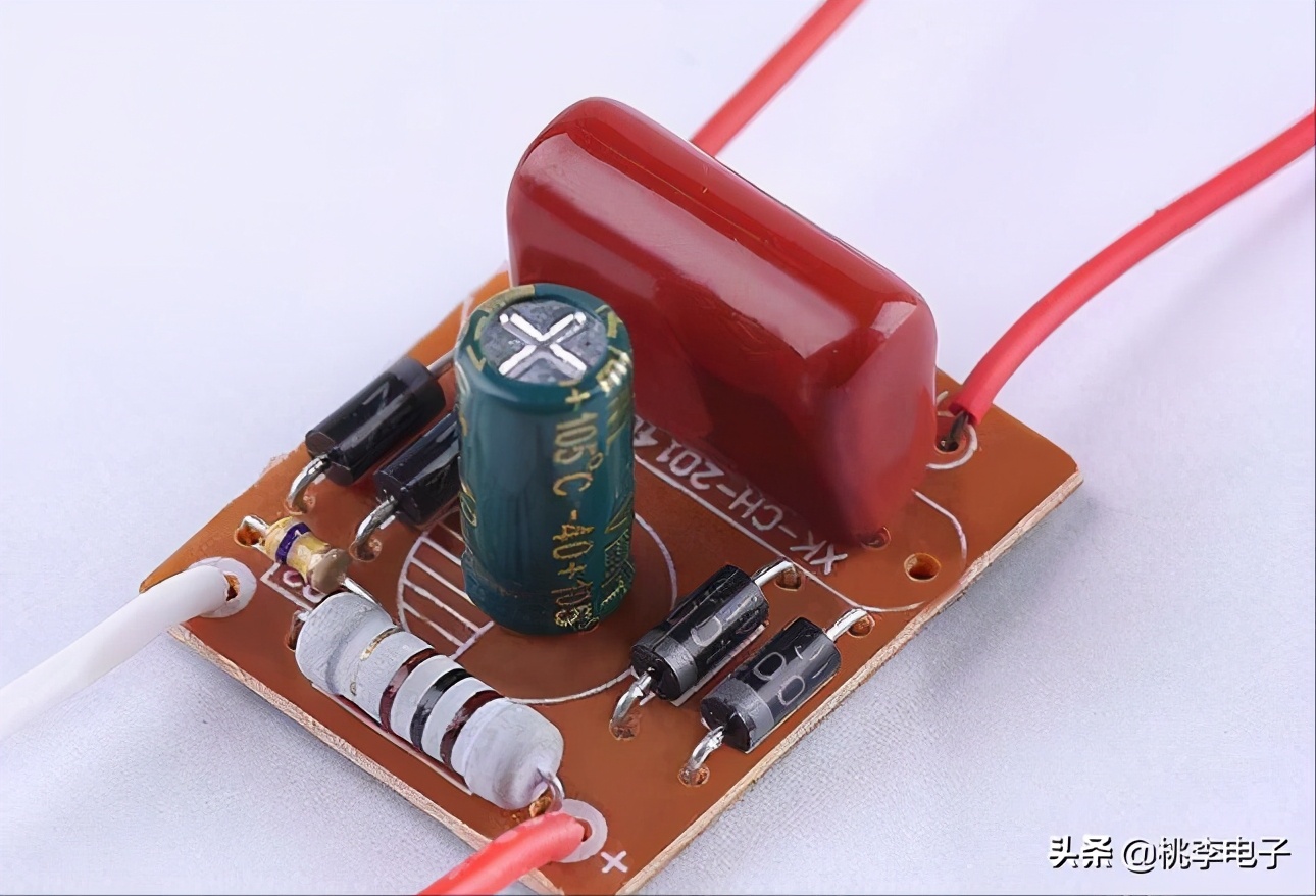 维修阻容降压电路注意什么,阻容降压电路原理及故障分析