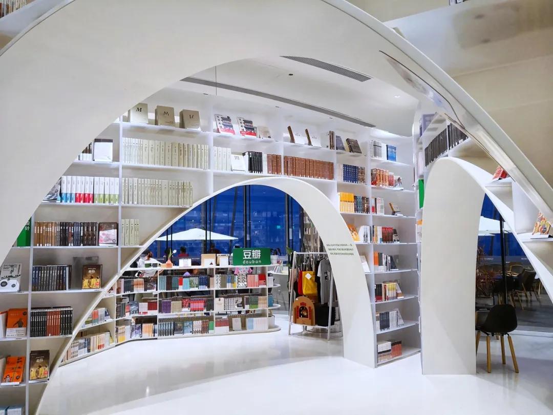 上海书店排名前十名,上海最高书店朵云书店