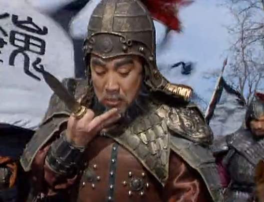 曹操割须弃袍视频完整版,曹操割须弃袍在哪场战役