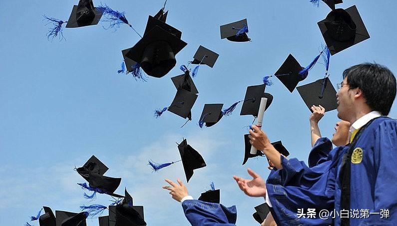 民办大学vs公立大学，民办毫无优势？如果是你，会怎么选？