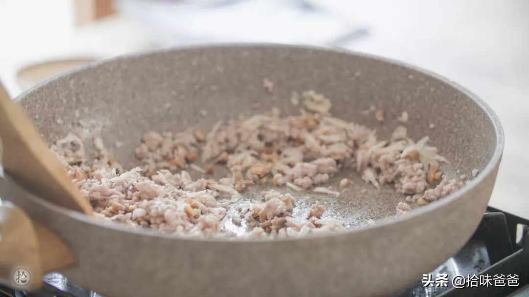 怎么蒸米粉好吃又营养,在家自己做蒸米粉吃简单又好吃