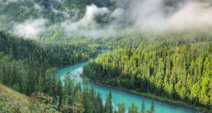 去新疆不跟团不自驾怎么玩,普通人不跟团去重庆自由行