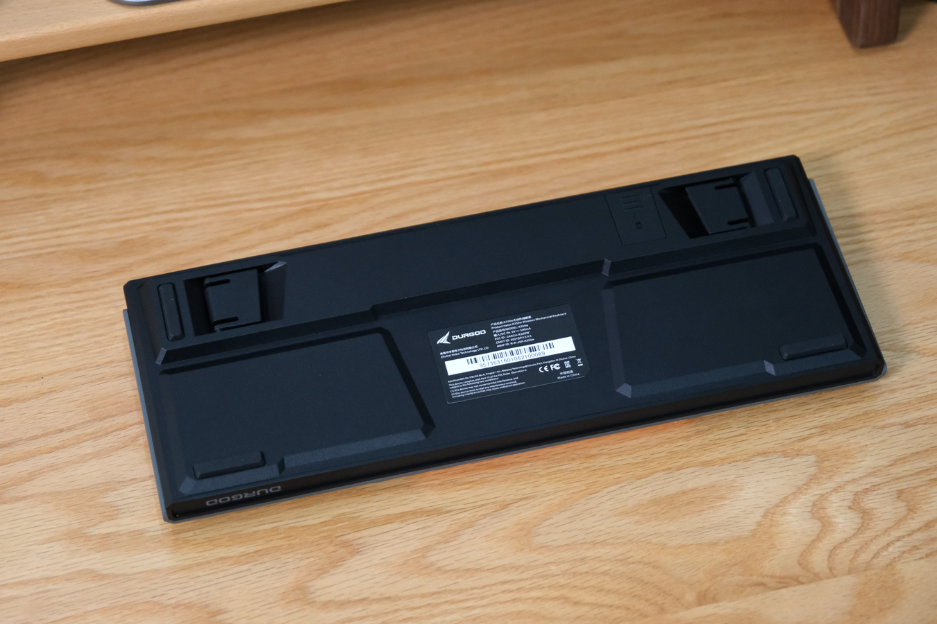 杜伽键盘k330w开箱,机械革命k330键盘