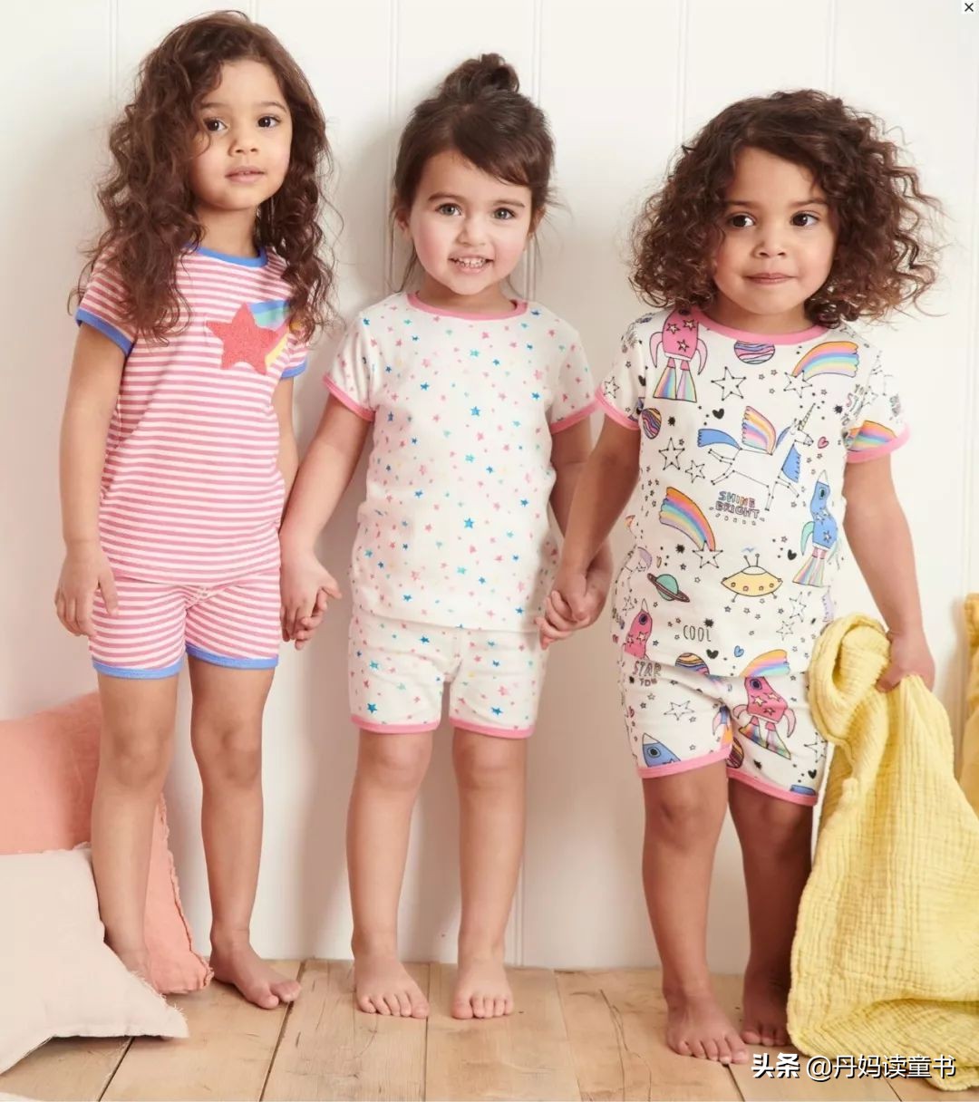 夏季流行的裙子童装,夏天连衣裙短袖童装
