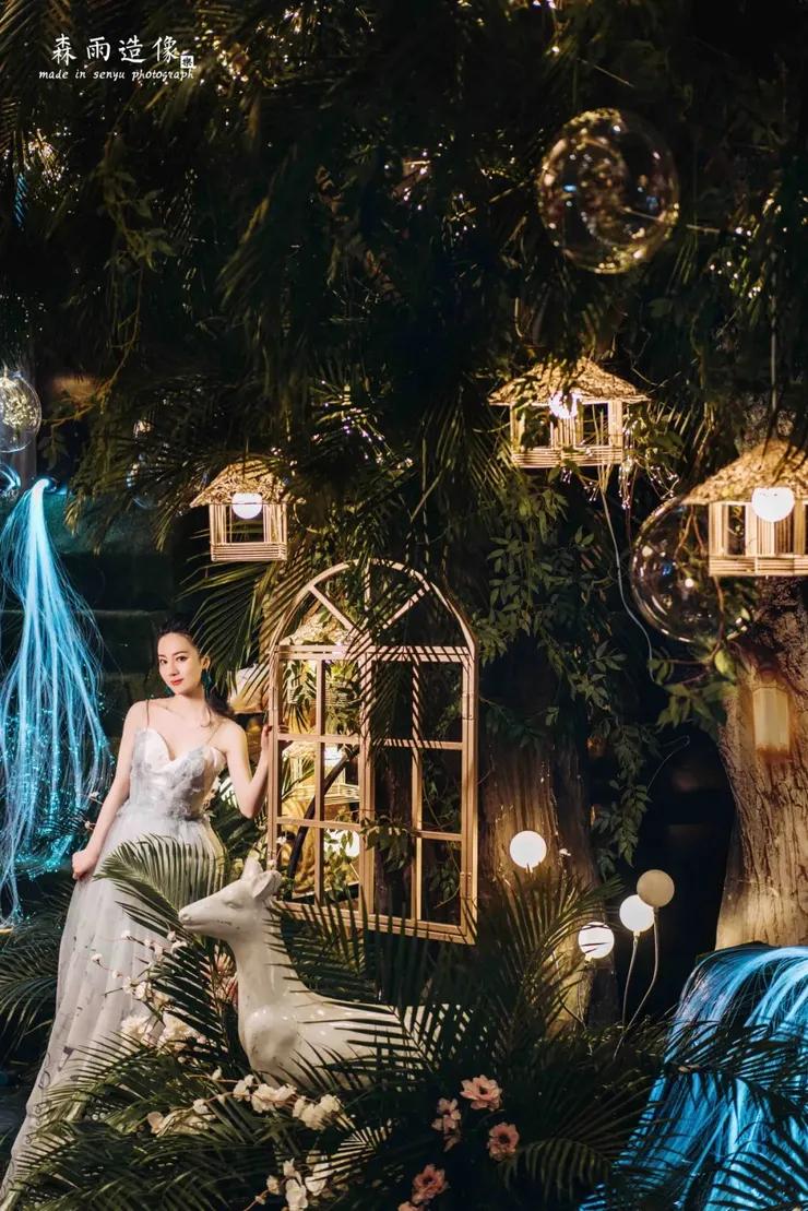 这场婚宴是你期待许久的模样吗,森林主题婚礼方案