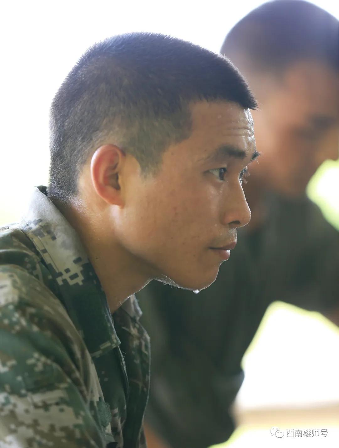 少校副营长能管多少人,两个三等功一个二等功什么军衔