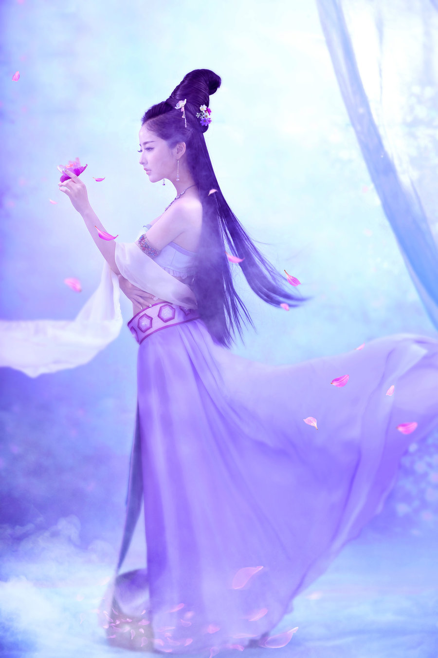 古诗词鉴赏与故事,如何评价古诗词教学课堂浪淘沙