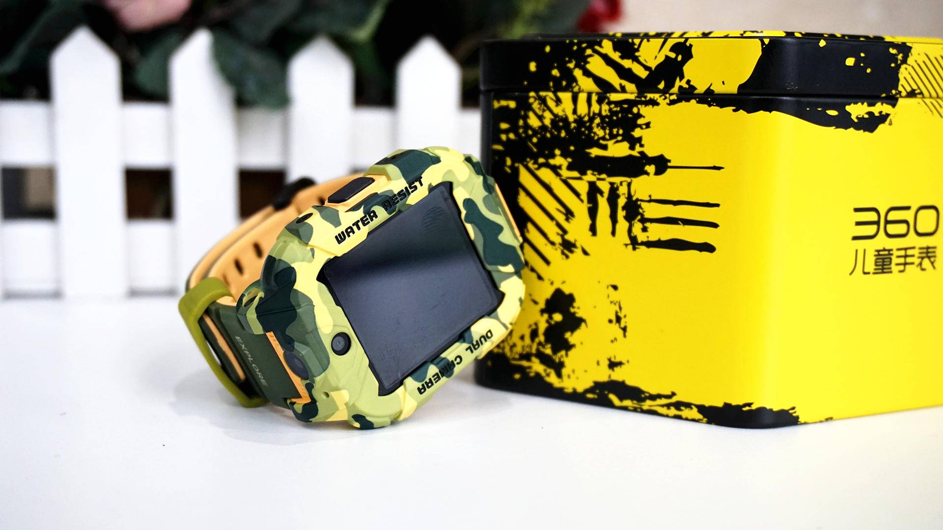 360又上新品，4G视频通话、3D立体定位，500万双摄