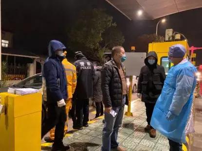 转运100吨抗疫物资,俄罗斯送60吨抗疫物资