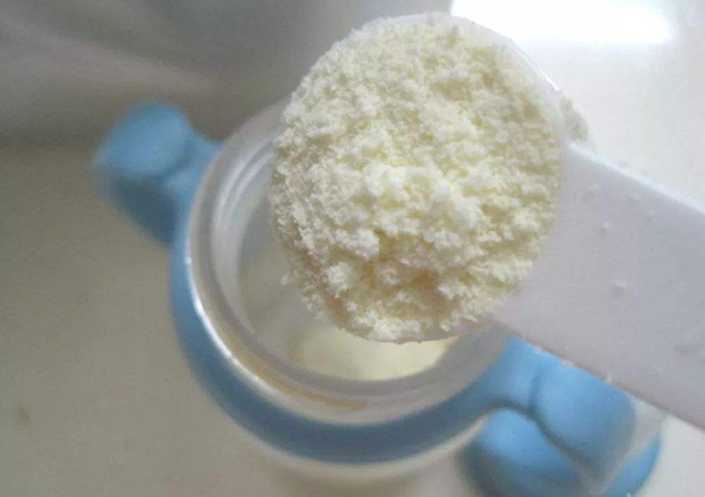 19年42批进品奶翻车，其中9款为婴幼儿奶粉，希望你家娃没喝过