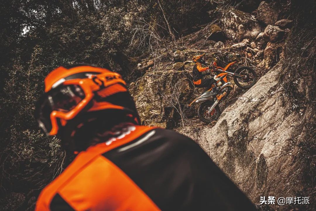 不到1万的ktm,ktm300硬耐力