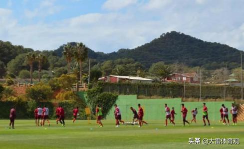 足球青训好的队伍,足球青训能进球队吗