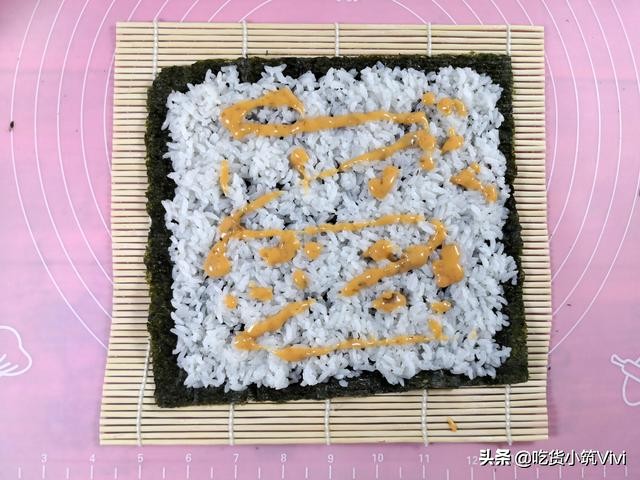 米饭做寿司的简单教程,用米饭做寿司教程家常