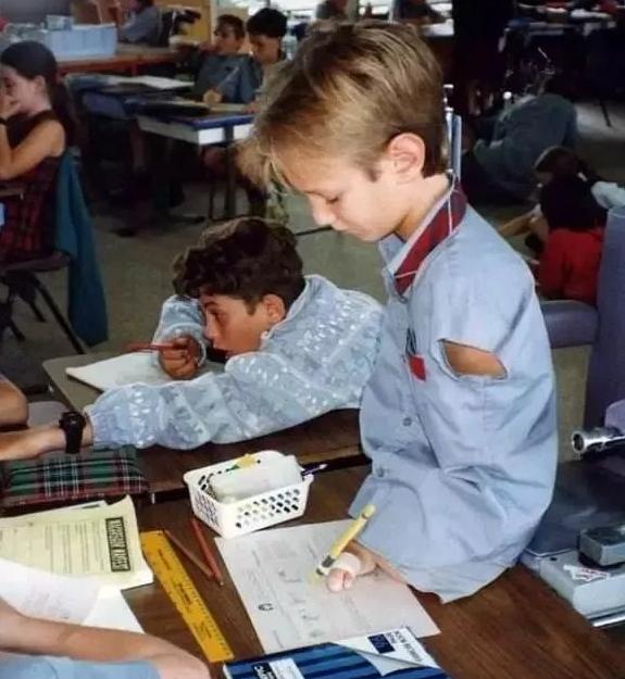 尼克胡哲是天生的残疾吗,尼克胡哲海豹人