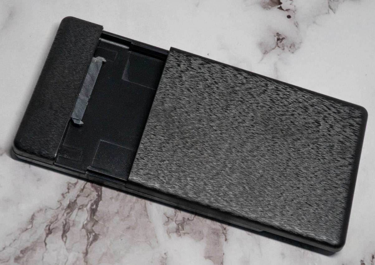 换下来的固态硬盘不要丢掉了,小容量固态硬盘利用