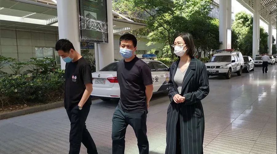 【上铁】检察官变身“女民警”——上海站派出所的体验之旅