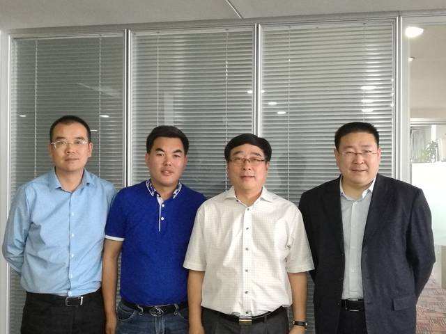 陕西首富荣海坠落：大学老师辞职，14年赚30亿，5年转手企业