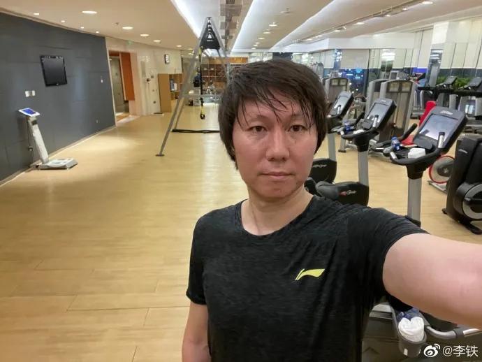 原国足主教练李铁老婆谁,国足李铁现任老婆是谁