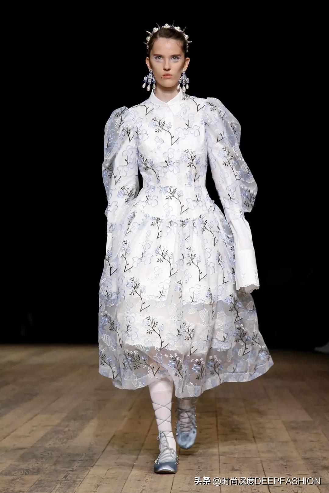 中国传统纹样“之”青花纹样