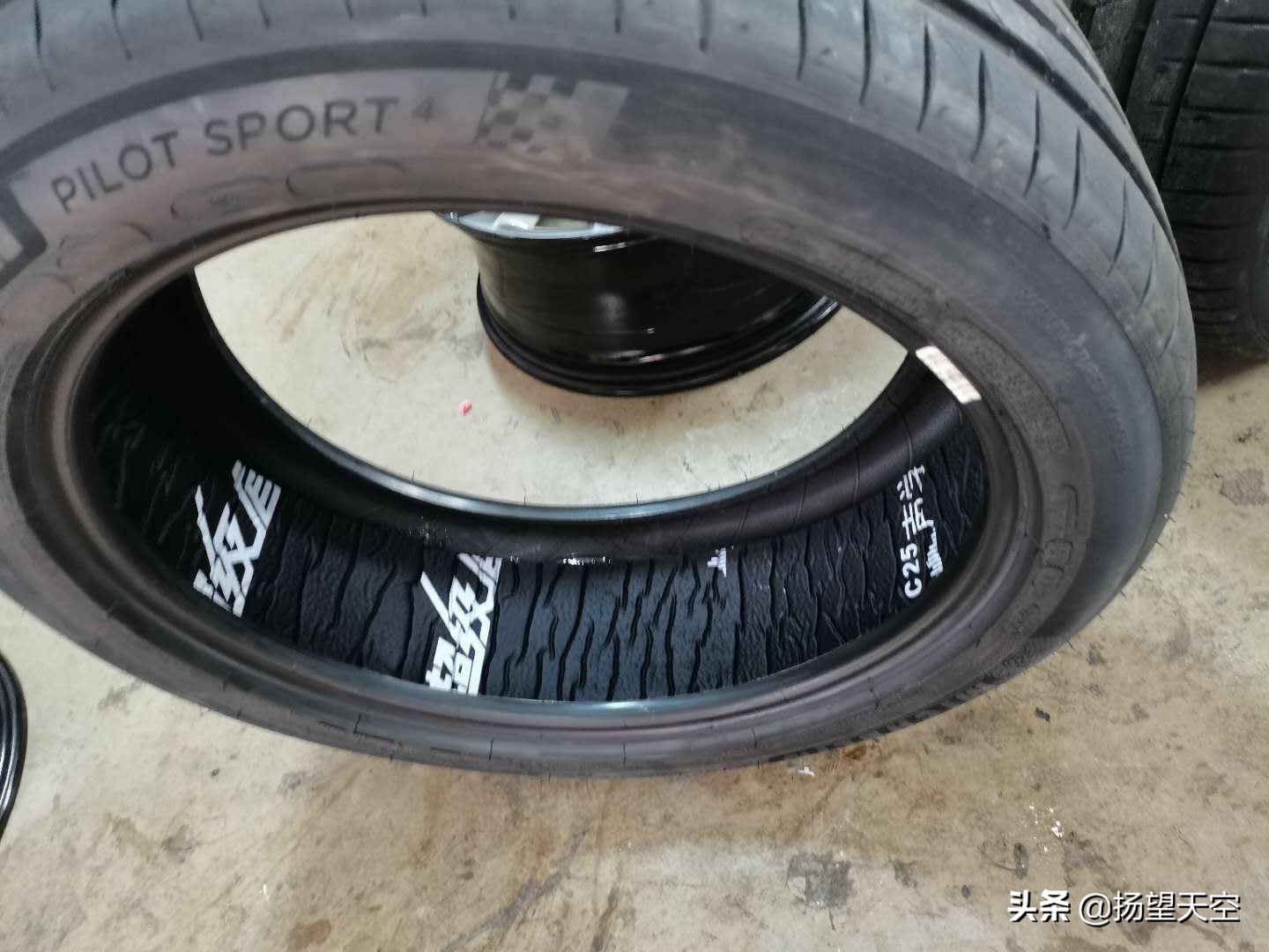 小鹏p7轮胎米其林带不带静音棉,郑州小鹏p7米其林轮胎一个多少钱