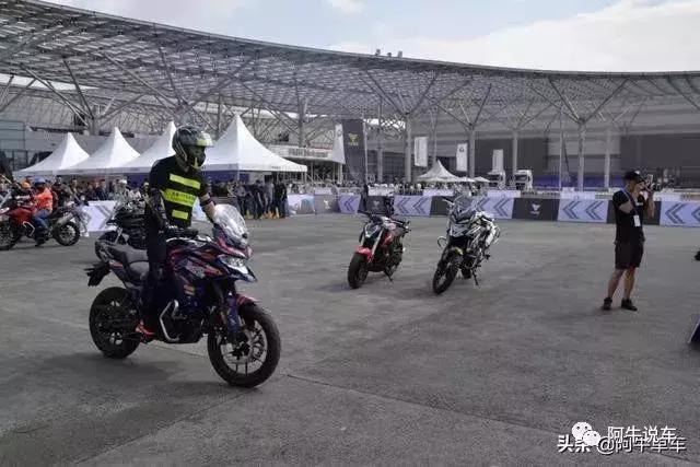 小丙评测隆鑫无极650ds,隆鑫无极拉力650ds详细参数表