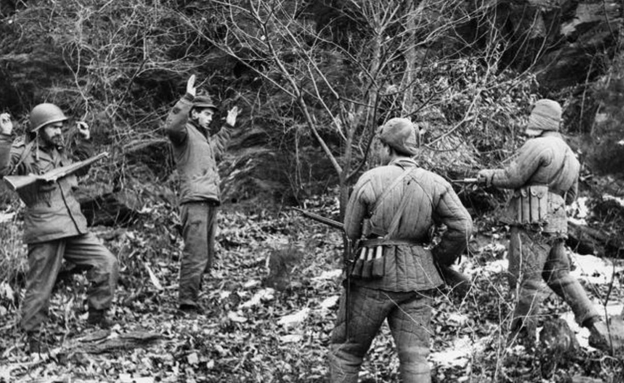 1979年美国餐厅老板,美国餐厅老板一眼认出志愿军女兵