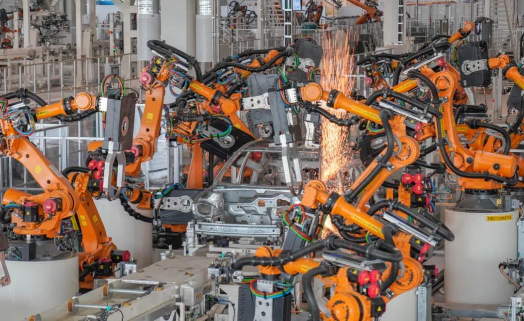 东方雄狮傲视全球,东方雄狮威振天下