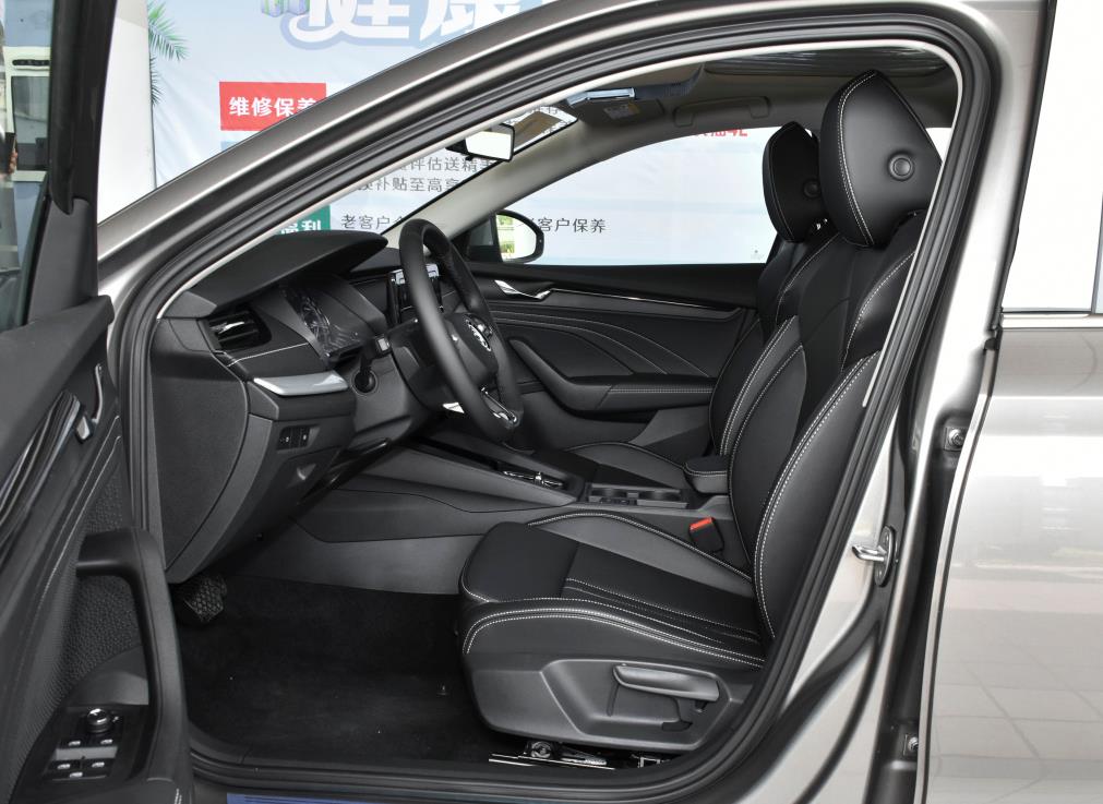 兼顾日常代步和自驾游选哪款车,省油耐用开着舒服的车推荐