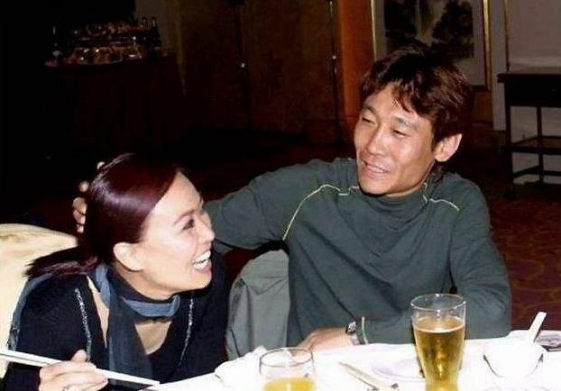 那英歌坛大姐完整视频,歌坛大姐大梅艳芳的传奇故事